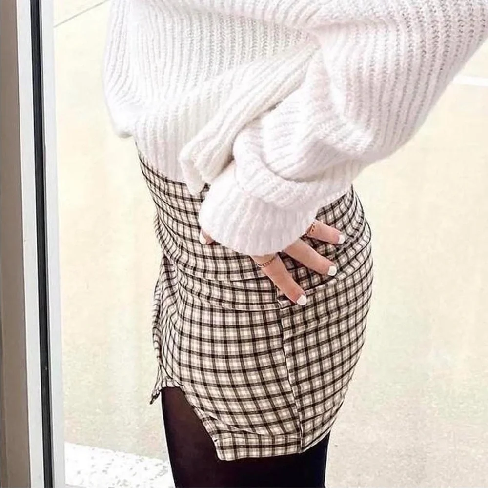 Garage Checkered Mini Skirt in Brown and White - Picture 2 of 3